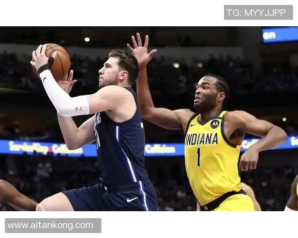 太阳队与独行侠队激战正酣比分胶着引发球迷热议